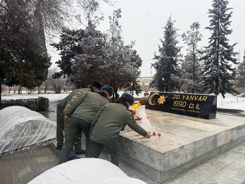 Память шехидов трагедии 20 Января почтена в Азербайджанской армии