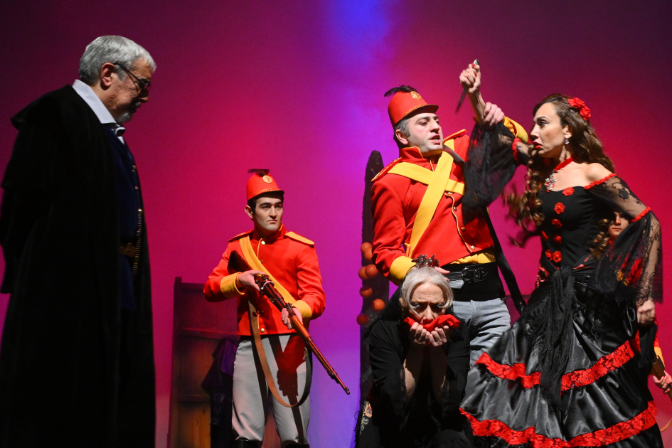 В Баку состоялась премьера спектакля &laquo;Кармен. История Хосе&raquo;