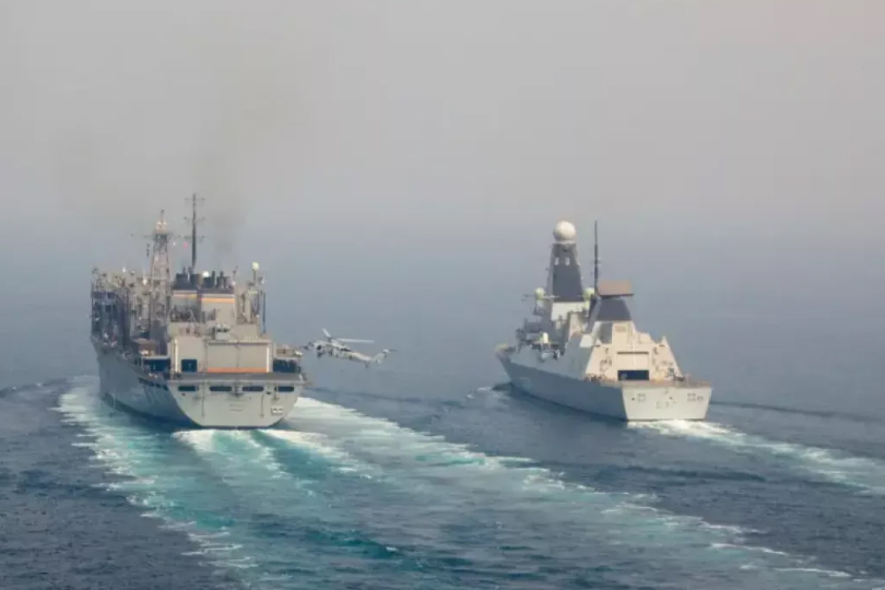 Великобритания перехватила российские военные корабли в Ла-Манше