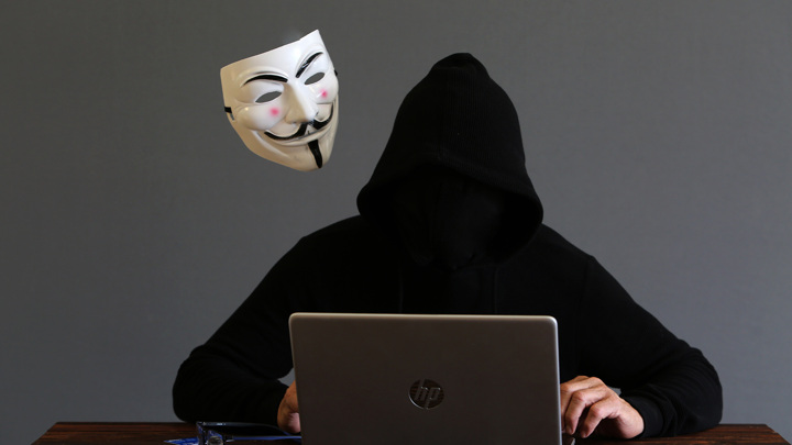 В России вновь участились случаи мошенничества по схеме "фейк босс"