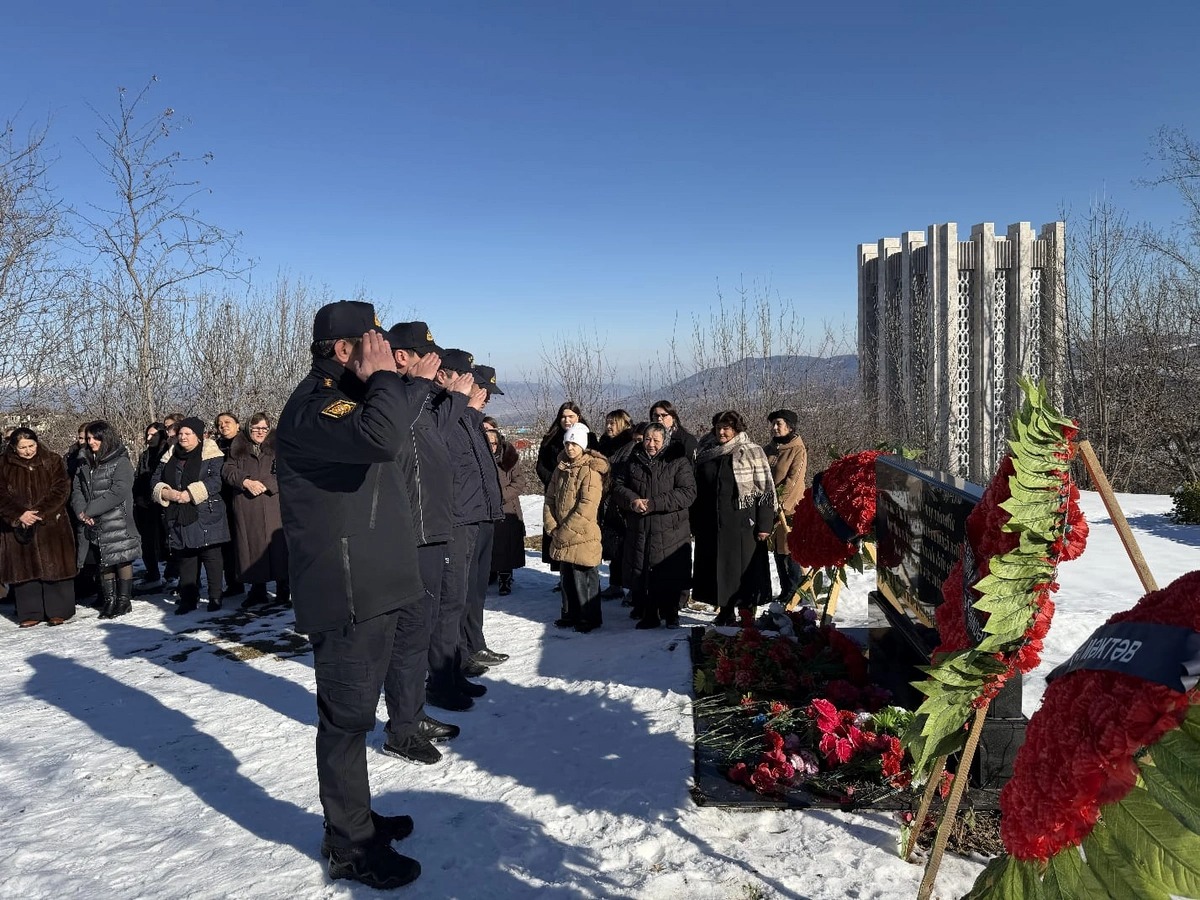 Вечная слава героям 