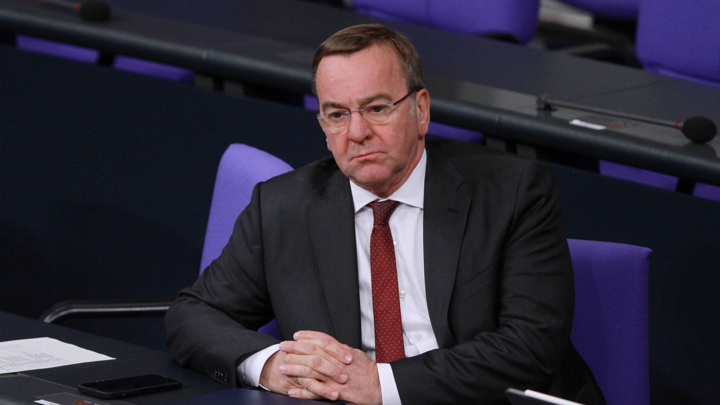 Писториус: Трампу стоит извиниться за слова об операции в Афганистане