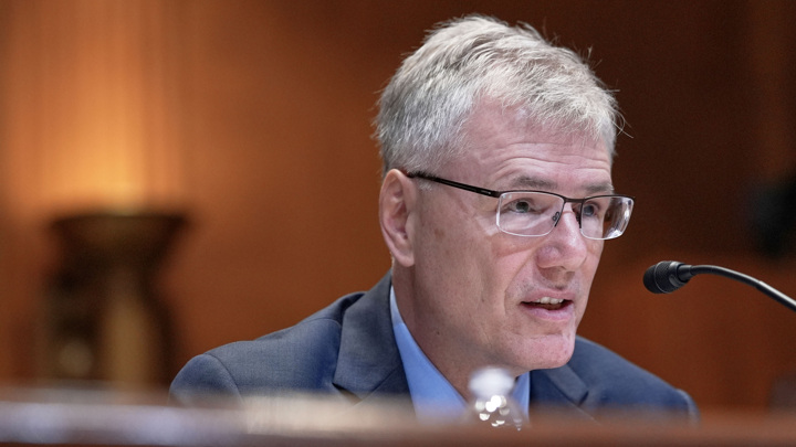 Трамп встретится с министром ВВС США Мейнком в Овальном кабинете