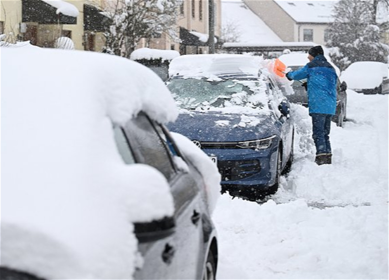 Германия переживает коллапс из-за снегопадов