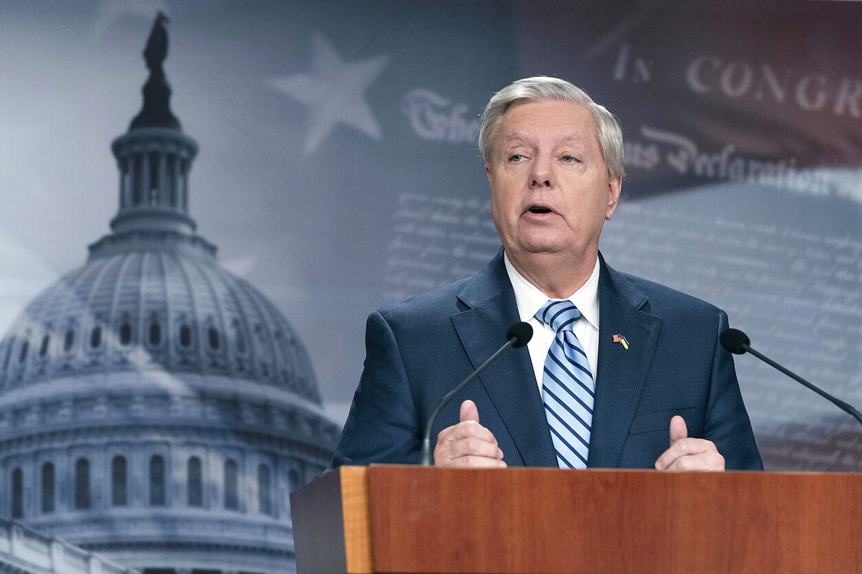 Сенатор Грэм назвал целью США смену власти в Иране