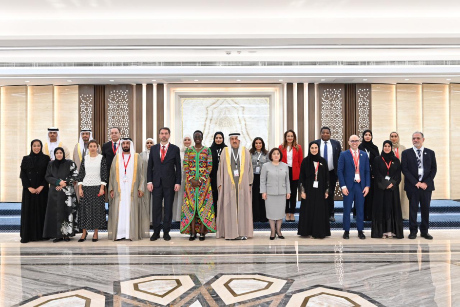 Председатель парламента: В азербайджанском обществе женщины всегда играли центральную роль в передаче ценностей будущим поколениям