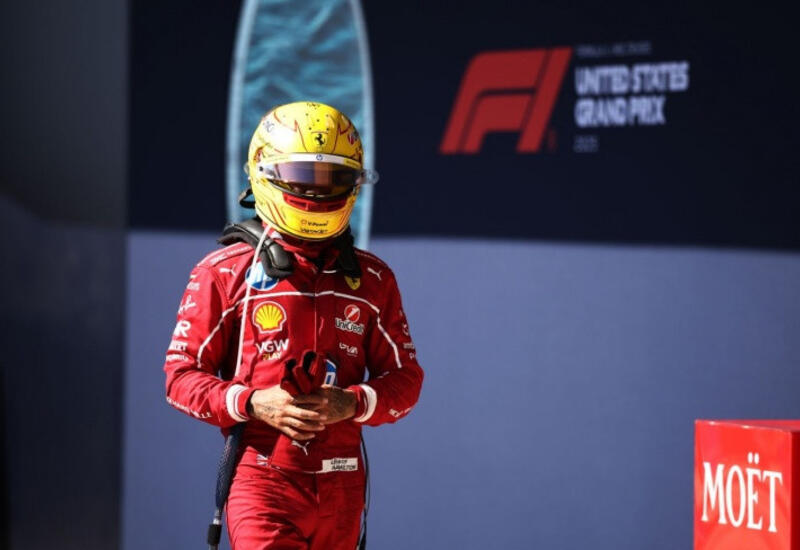 Хэмилтон рассказал о желании протестировать Ferrari SF-26 в сухих условиях