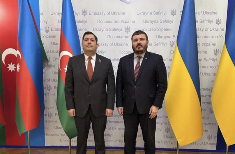 Азербайджан и Украина обсудили межпарламентское сотрудничество