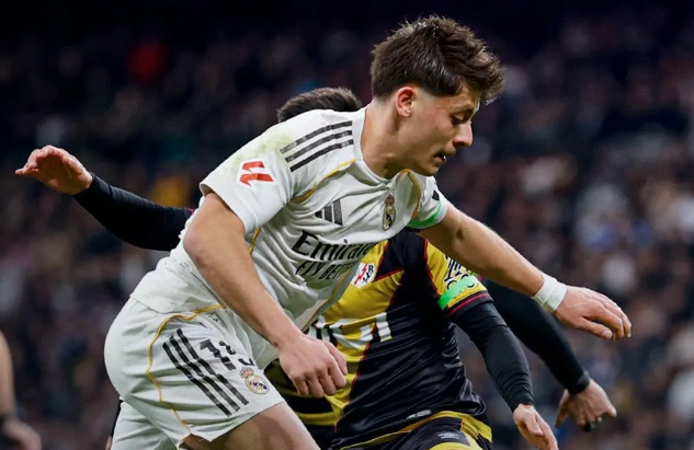 Ла Лига: "Реал" победил "Райо Вальекано" благодаря пенальти на 90+10 минуте