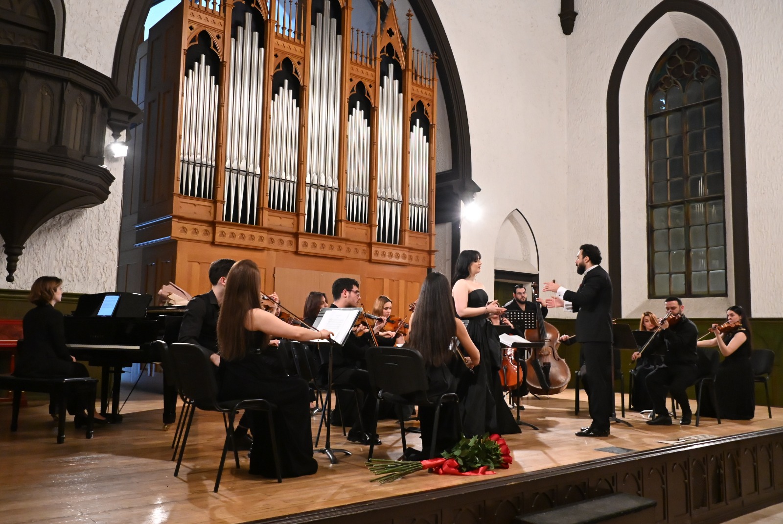 Струны оживают в Кирхе