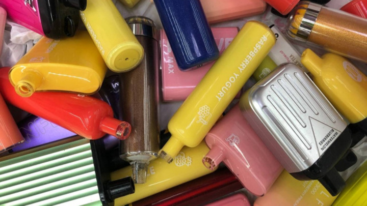 Под Ростовом трое подростков попали в реанимацию с пневмониями из-за вейпов