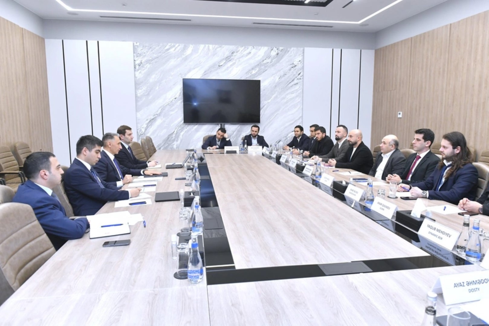 Рашад Набиев обсудил механизмы поддержки с представителями стартапов