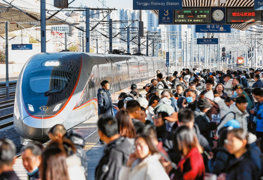 Новогодний транспортный бум в Китае: миллионы пассажиров