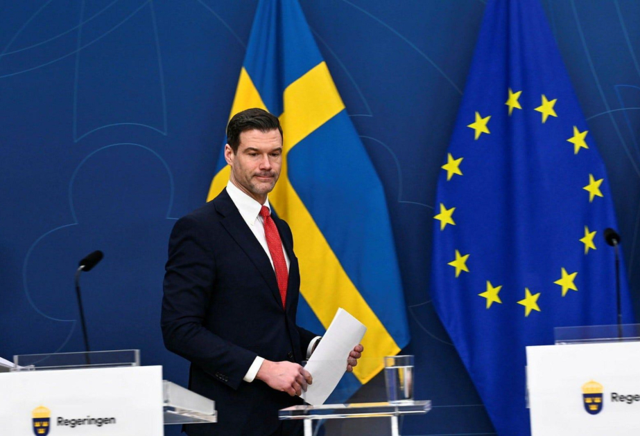 В Швеции планируют применять миграционные нормы задним числом