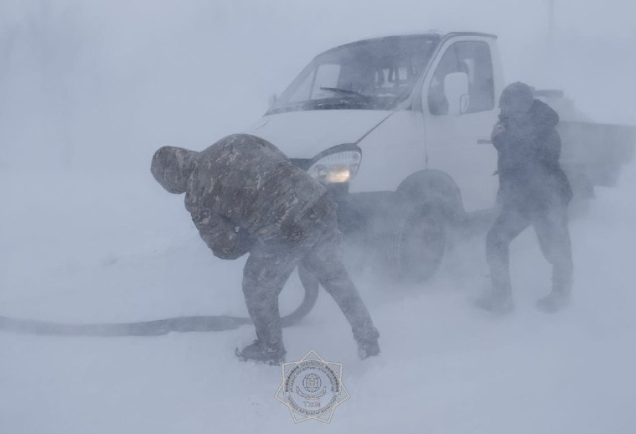 МЧС Казахстана вызволило из снежных заносов 96 человек