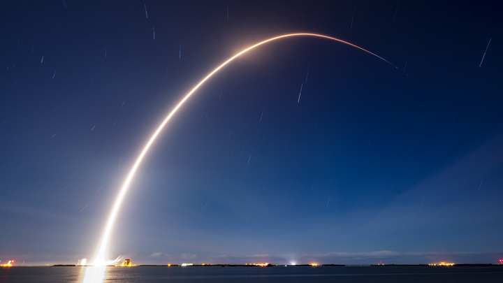 WSJ: SpaceX переориентировалась с Марса на Луну