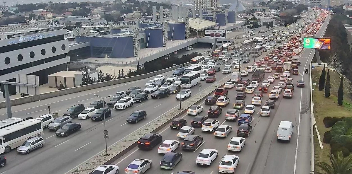 Названо время завершения ремонтных работ на дороге Баку - Сумгайыт