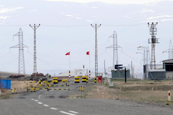 Турция активизирует работы на границе с Арменией