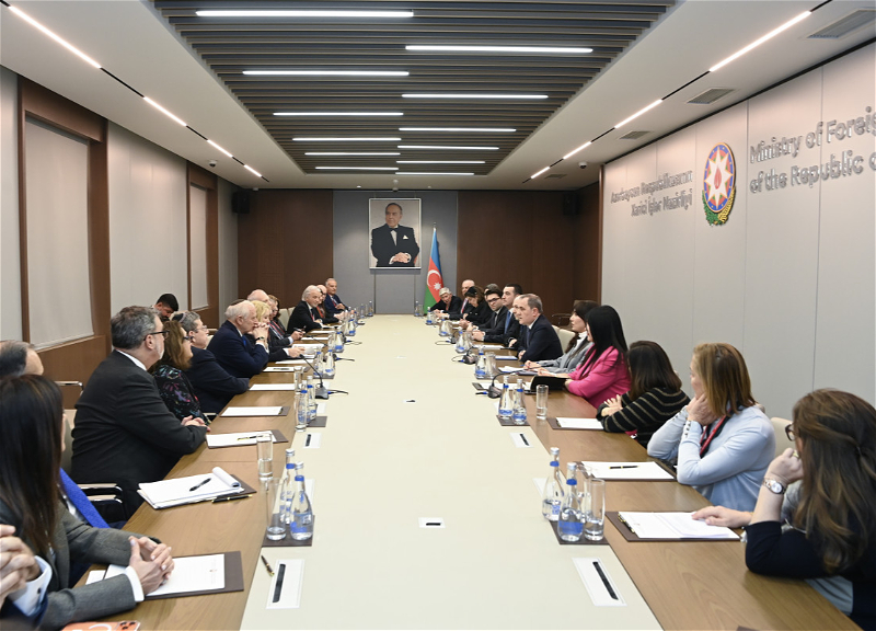 Джейхун Байрамов принял делегацию еврейских организаций США