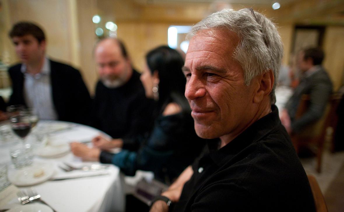 Эпштейн хвастался ужином с Илоном Маском и Марком Цукербергом