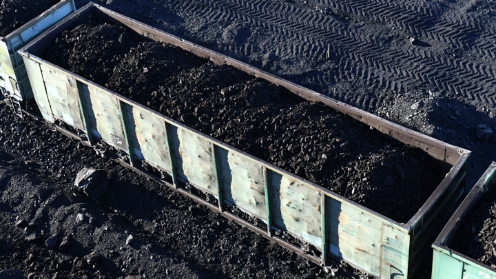 В Хабаровском крае 10 вагонов с углем сошли с рельсов