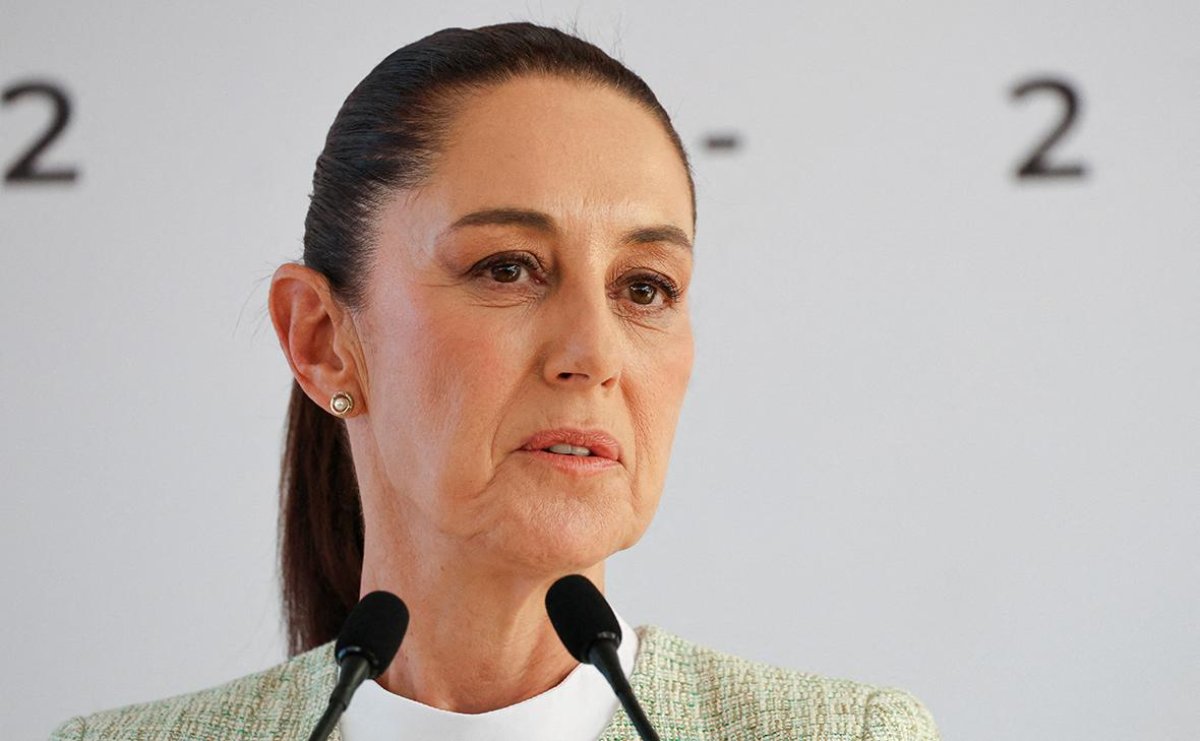 Скрипя зубами