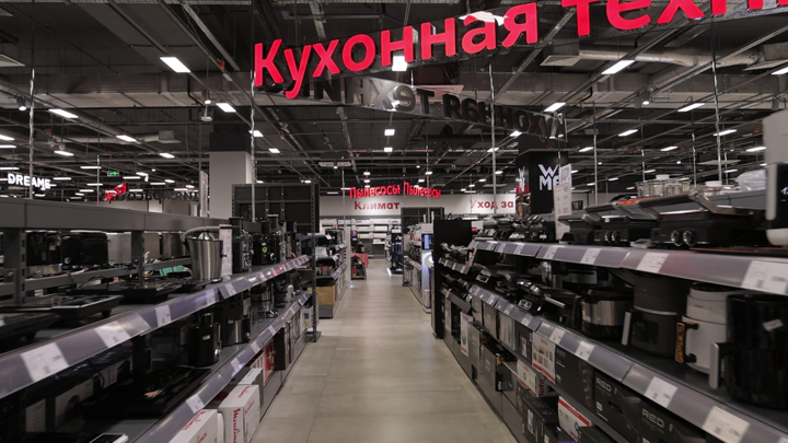 Крупнейшие продавцы техники пожаловались на намеренную порчу товаров ради выплат