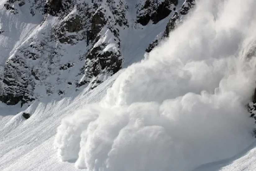 На горнолыжном курорте в Италии погибли в лавине трое спортсменов из Франции