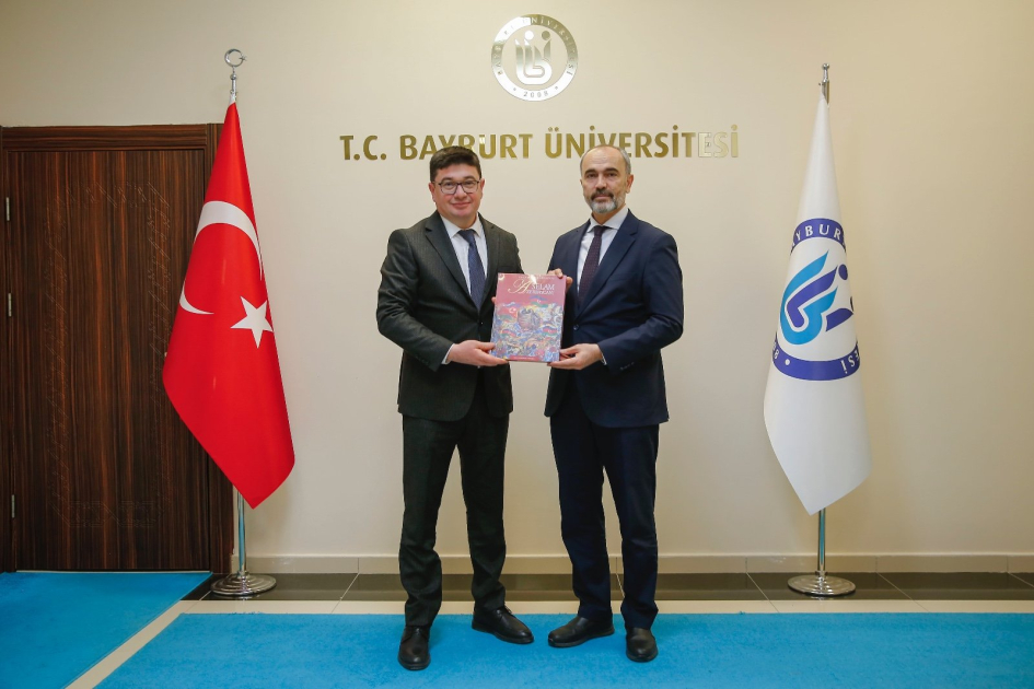 В Байбурте обсудили пути углубления сотрудничества Турции и Азербайджана