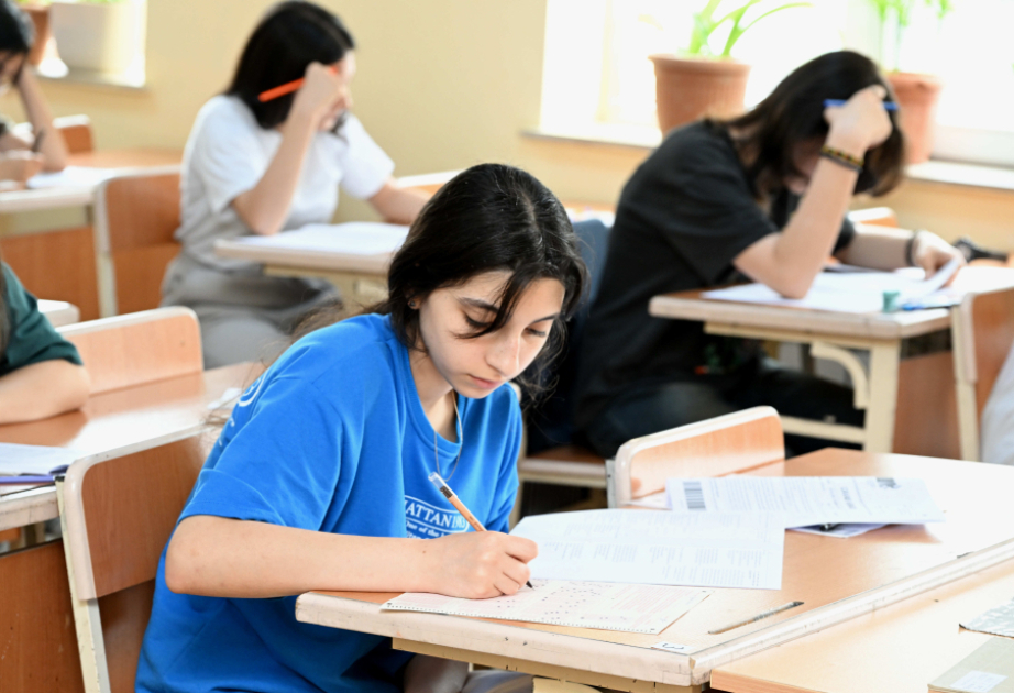 С сегодняшнего дня начинается прием документов в колледжи