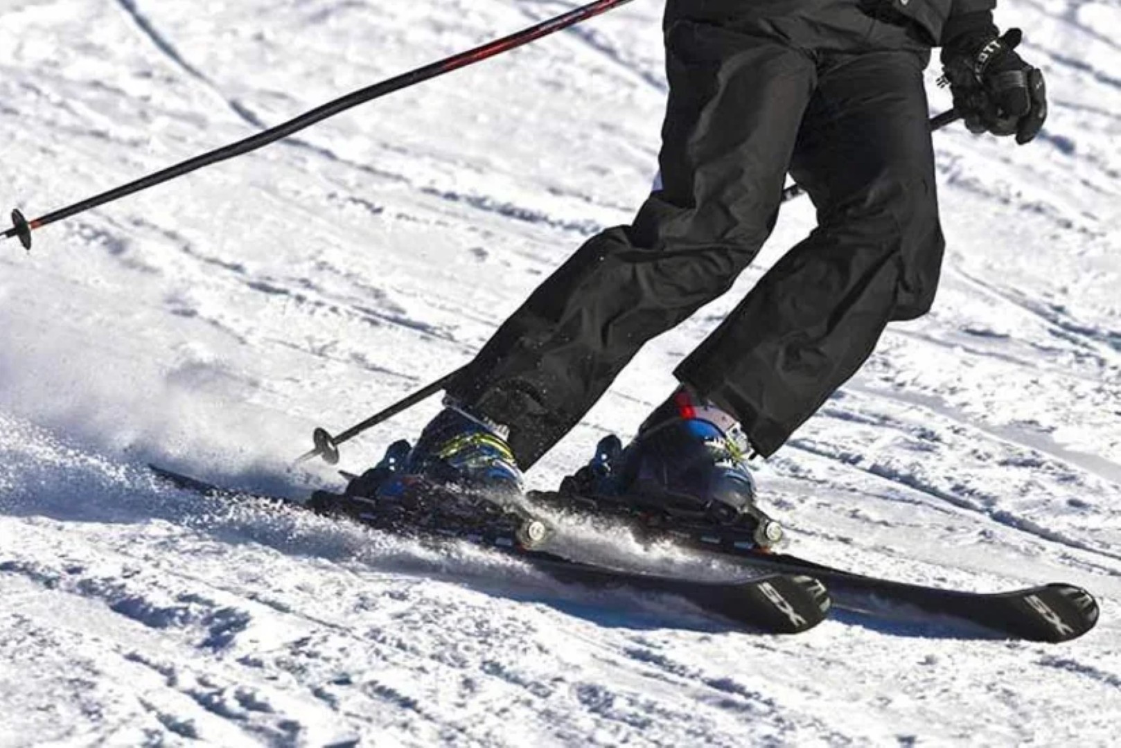 В результате схода лавины в США погибли восемь лыжников