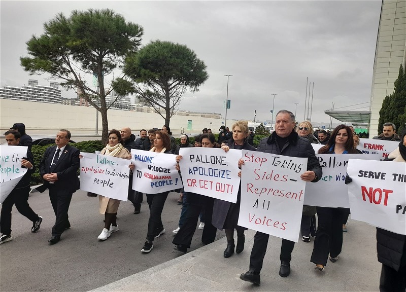 Испорченный камертон 