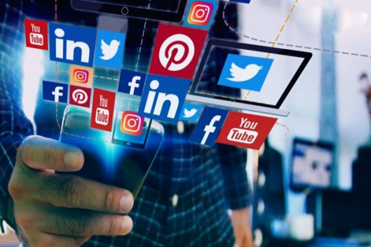 В Азербайджане предложили усилить законодательство в сфере соцсетей