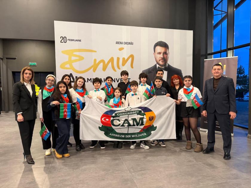 Встреча с кумиром: ученики воскресной школы Конгресса азербайджанцев Молдовы пообщались с Эмином Агаларовым