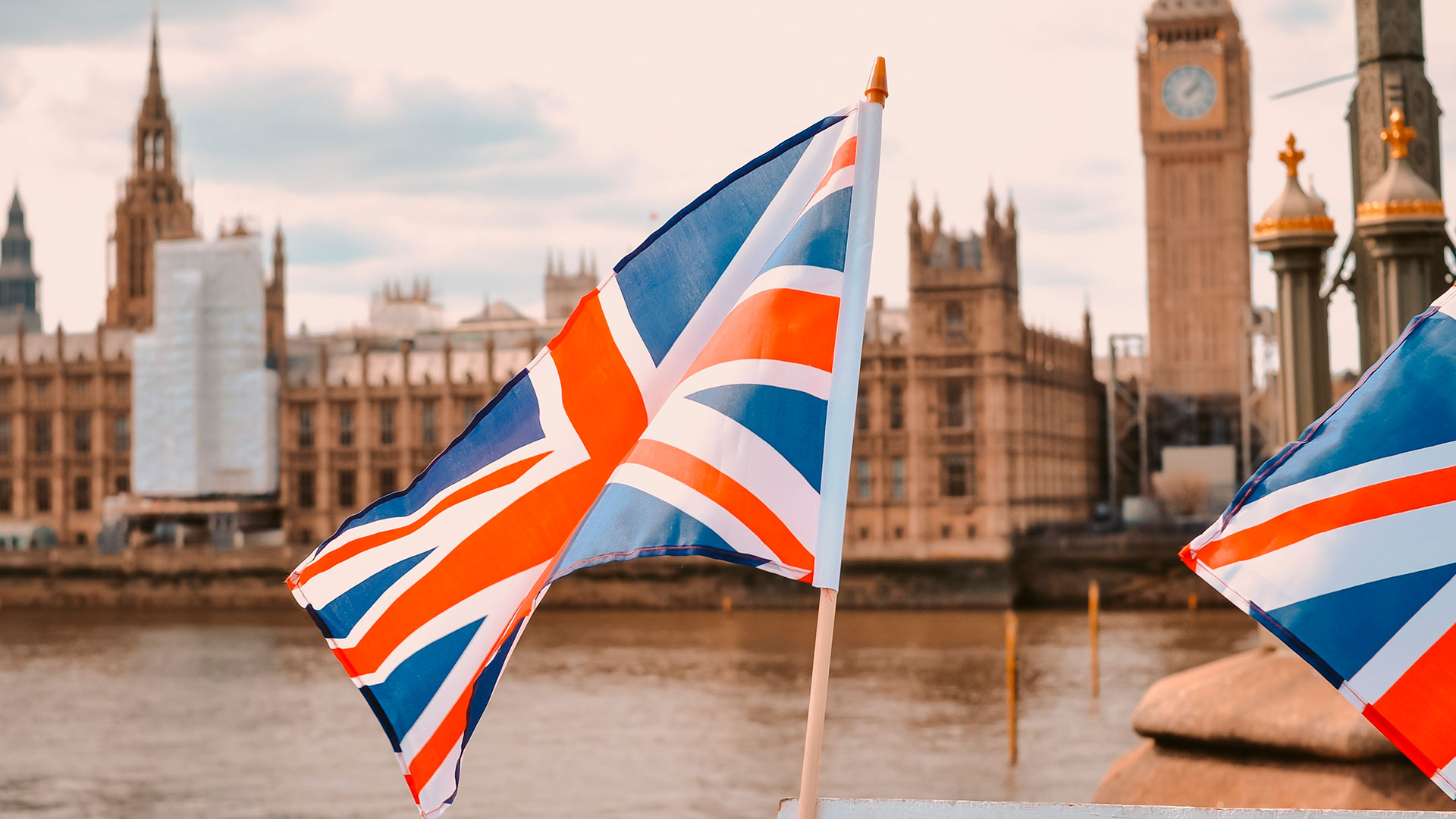 В Великобритании будут расследовать деятельность брата Карла III на посту торгового посланника