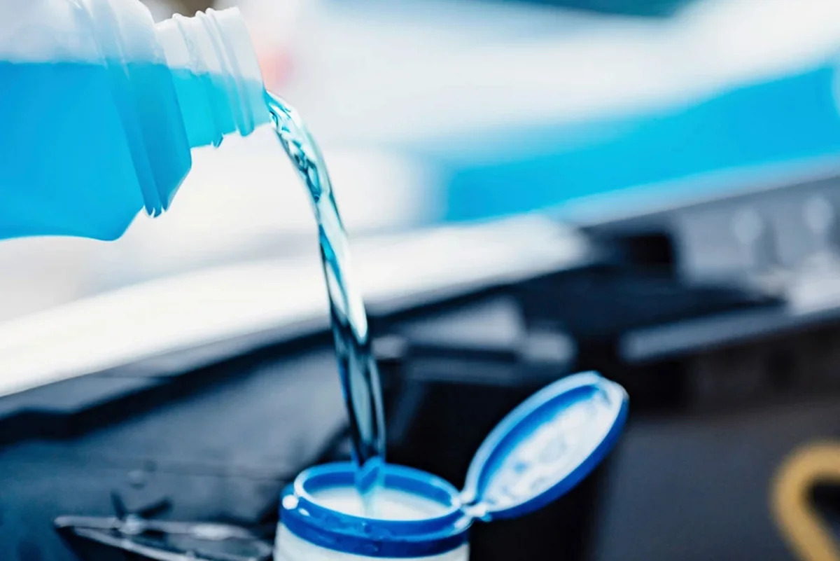 Азербайджан начал экспорт антифриза в Доминиканскую Республику и Египет