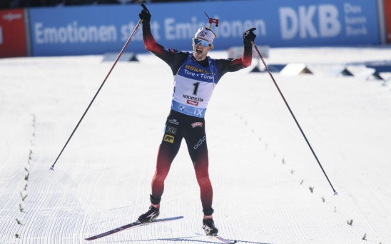 Норвежский биатлонист Дале выиграл масс-старт на 15 км на Олимпиаде