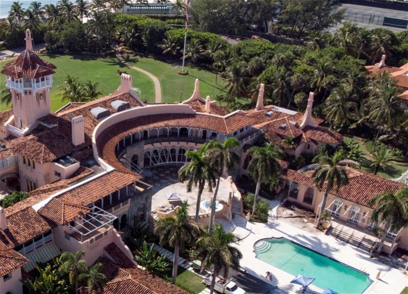 На территории резиденции Трампа ликвидирован вооруженный мужчина