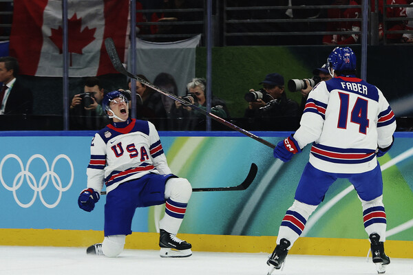 Трамп позвонил сборной США по хоккею и поздравил ее с победой на Олимпиаде