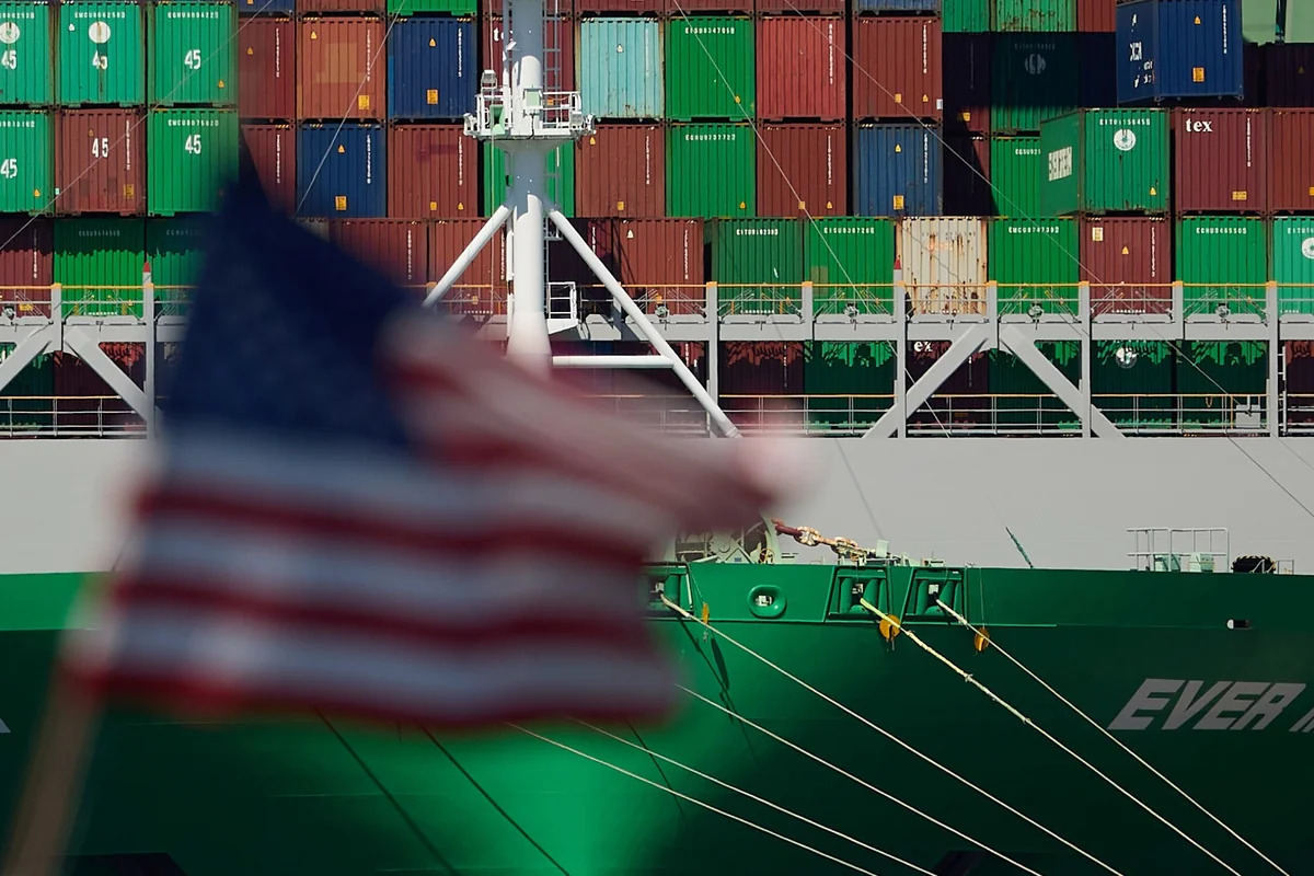 США прекратят взимать некоторые пошлины с 24 февраля