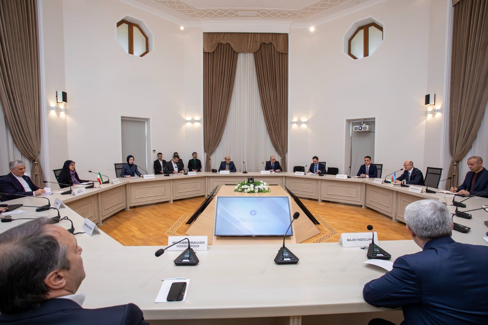 Баку и Тегеран обсудили совместные энергетические проекты