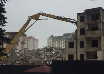 Как на пороховой бочке