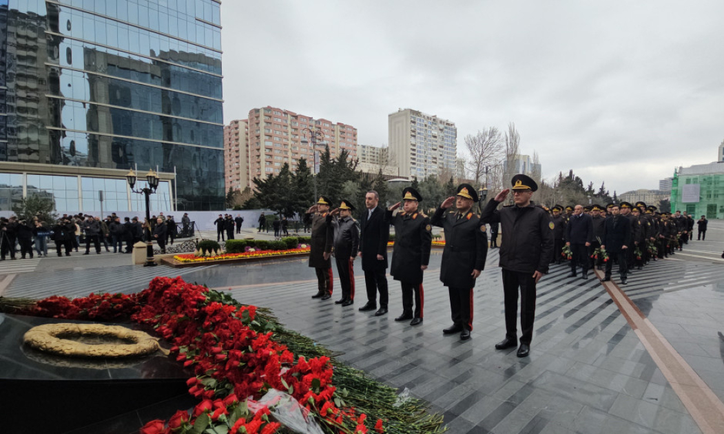 Коллектив МЧС посетил памятник жертвам Ходжалинского геноцида