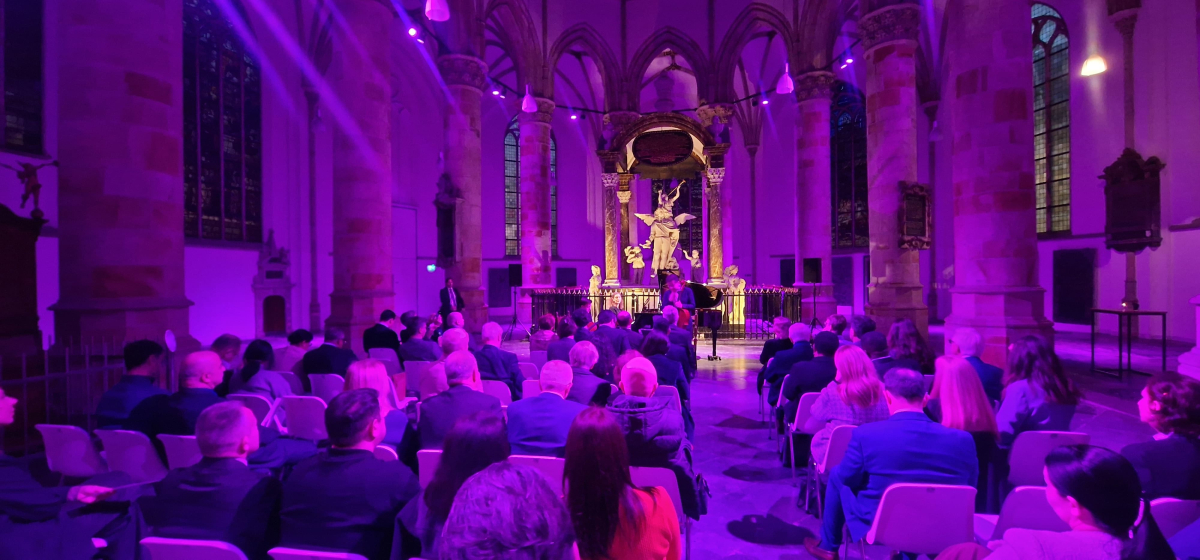 В Большой церкви Гааги Гроте Керк почтили память жертв Ходжалинского геноцида