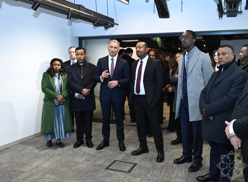 Премьер-министр Эфиопии ознакомился с AI Academy