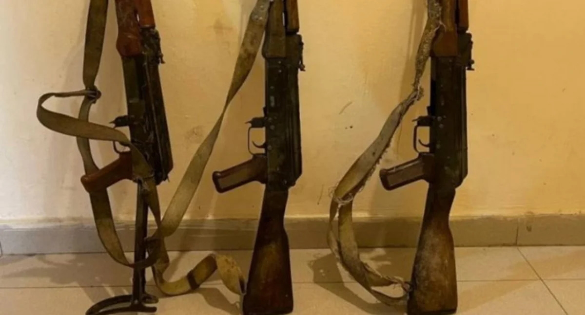 В Азербайджане минувшим днем обнаружено 19 единиц оружия