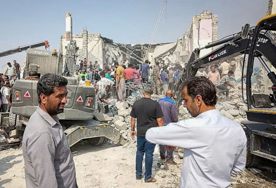 Число погибших в результате авиаудара по школе в Иране возросло до 148