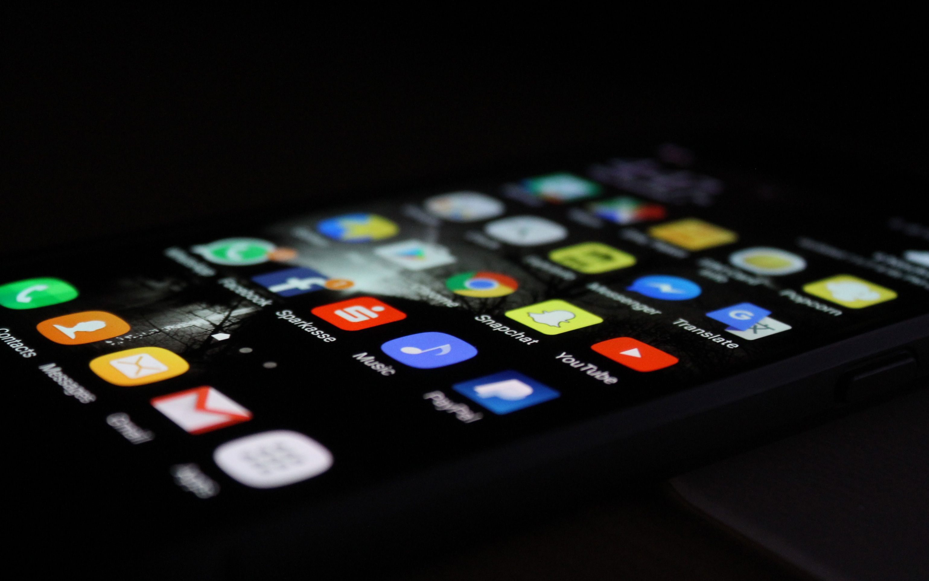 В России показали смартфон Samsung Galaxy S26 Ultra с "антишпионским" экраном