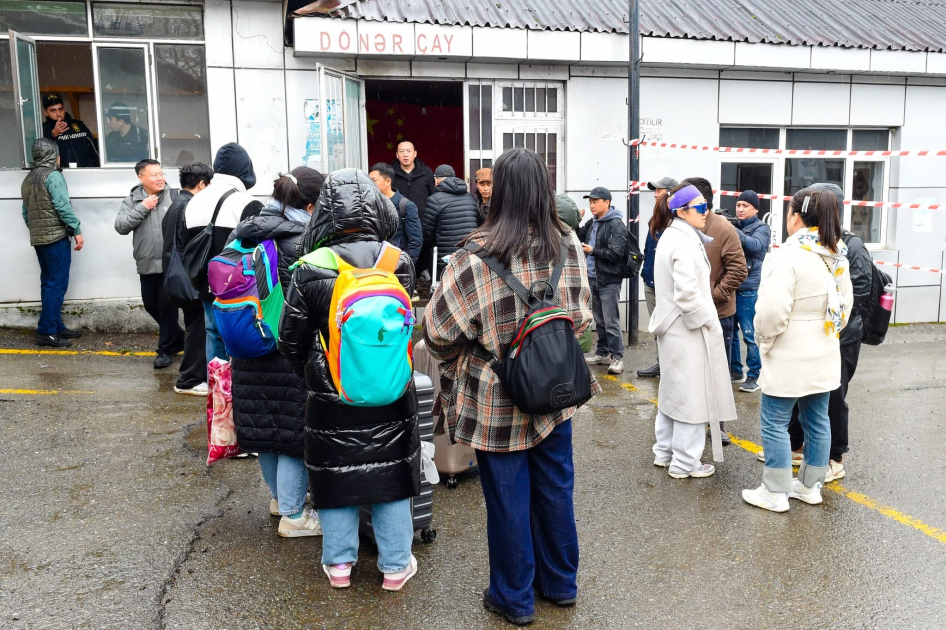 Из Ирана в Азербайджан эвакуированы 18 граждан Китая