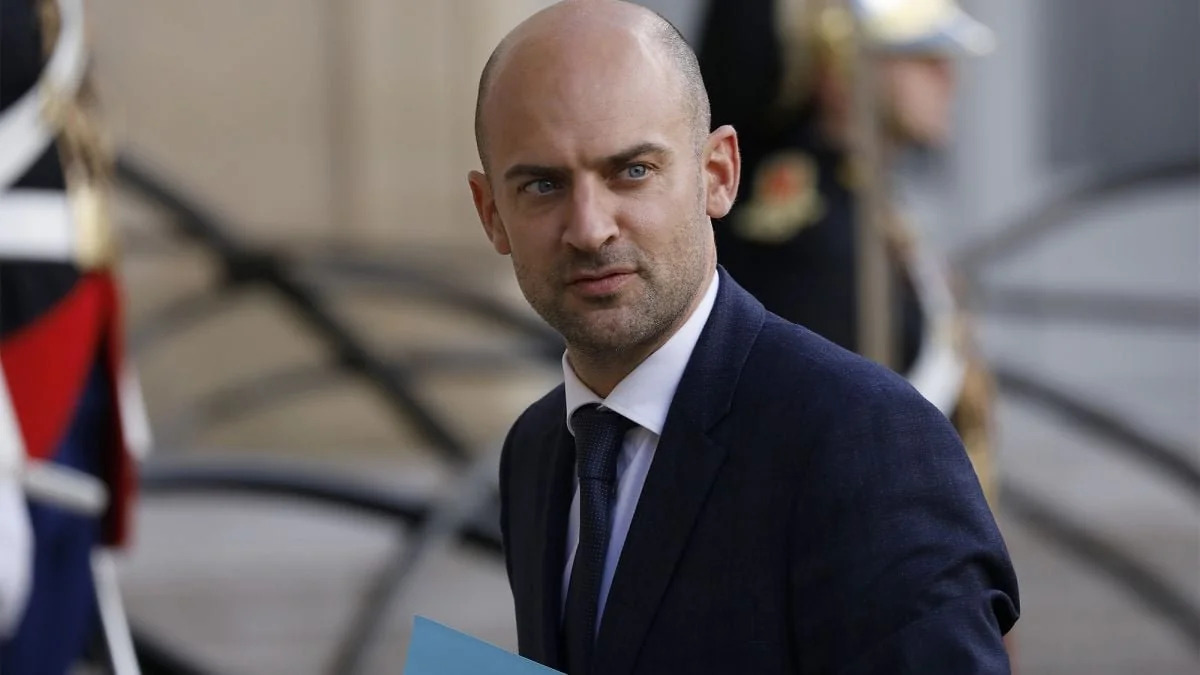 Глава МИД Франции подтвердил поражение базы ВМС республики в ОАЭ